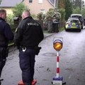 Mladić poreklom iz Jugoslavije sekirom ubio porodicu u Nemačkoj: Posle masakra pozvao policiju i počeo da plače! Ceo grad u…