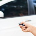 Kad auto ne reaguje na daljinski: Evo kako da ga otključate ručno