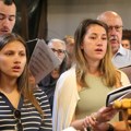 Hor iz Amerike na Pavlovdan u crkvi Rođenja Hristovog: Molitveni susret potomaka pirotskog trgovca