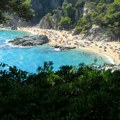 Upozorenje za jedno od najpopularnijih letovališta: Uplašeni turisti žele da otkažu putovanje zbog dve katastrofe koje su se…