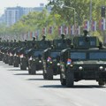 Na vojnoj paradi i Kobre, izvode prikaz čuvanja štićene ličnosti