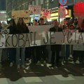 U Leskovcu održan skup u znak sećanja na žrtve pada nadstrešnice u Novom Sadu