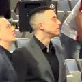 Čuveni evroligaški sudija srdačno se pozdravio sa nepoznatom damom pred derbi Zvezda - Partizan