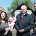 Krkobabić u Čoki obišao obnovljeni Dom kulture i porodicu u Ostojićevu