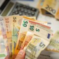 Srednji kurs dinara za evro danas 117,3899