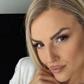 Radila sam na kasi, gradila sam svoj put: Pevačica se zbog ljubavi preselila u Nemačku i zaposlila u marketu (foto)