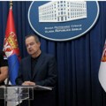 Dačić je rekao da se taj broj menja iz dana u dan, ali da je od jutros aktuelno 12 požara, od kojih četiri predstavljaju…