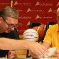 Vučić u prvom podkastu: Trenirao sam u Partizanu, Muta Nikolić voleo da pobedi Čovića