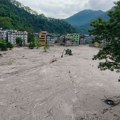 Užas na Himalajima: Najmanje 40 ljudi poginulo u poplavama nakon izlivanja glečerskog jezera