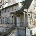 Bezmalo vek "harija potera": I danas odoleva stara smederevska bolnica