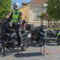 Otvorena regionalna motosezona na Trgu slobode uz nekoliko stotina “bajkera”! [FOTO] Zrenjanin - Regionalna moto sezona