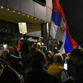 Reporter N1 demantovao laži o zvučnom topu: Stajao pored, a ništa nije ni video ni čuo VIDEO