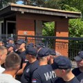 CRTA: Izlaznost veća nego 2020, dan obeležen policijom, sumnjivim licima i nepravilnostima