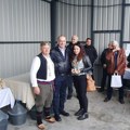 Treća trnavačka rakijada okupila preko 150 učesnika, jedina dama nagrađena posebnim priznanjem (FOTO)