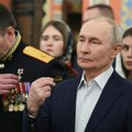 Putin na božićnoj liturgiji: "Ruski ratnici, po Božjoj volji, izvršavaju svetu misiju" FOTO/VIDEO