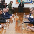 U toku konsultacije u Predsedništvu: Aleksandar Vulin se protivi raspisivanju izbora, predložio referendum o evropskom putu…