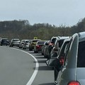 "Od Užica sve mili": Saobraćajni kolaps na Zlatiboru posle Vaskrsa, kilometarske kolone ka auto-putu
