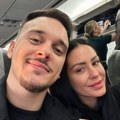 Певачица се удала за 10 година млађег, а САД ћерки славе 5 месеци од рођења Објавила неодољиву слику из дома (фото)