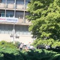 Leskovačka Osmospratnica: Hram administracije ili stranački bilbord?