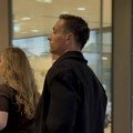 Jedan od najzgodnijih Srba na koncertu Senide: Nedavno se skinuo i mamio uzdahe mišićima, sad beži od medija