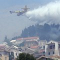 Grom izazvao veliki požar na Čiovu, kanaderi iznad dalmatinskog primorja