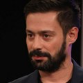 Milan Vasić igra u srpskoj nošnji! Pojavio se snimak nastupa u Prizrenu, pre toga imao razgovor sa policijom