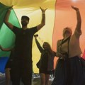 Udruženje "Da se zna": Prajd karavan u Loznici prekinut, u Šapcu velike tenzije