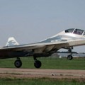 Су-57Д добија нову улогу: Из друге кабине управљаће беспилотним С-70 Охотником