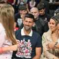 (Video) Ovacije za Novaka u Areni: Đoković prati svoju Zvezdu, navijači mu skandirali