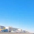 Ovo je mesto stravične nesreće kod Batajnice: Čovek izašao na put, a onda ga usmrtio retrovizor kamiona! (video)