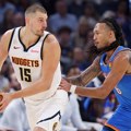 Denver sezonu započeo porazom u Oklahomi, Jokića nije služio šut