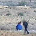 Prikazan snimak: Hamas tvrdi da je oslobodio Izraelku i dvoje djece