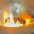 Сумња се да је аутомобил намерно запаљен: Детаљи пожара у Палама, "шкода" у потпуности изгорела (видео)