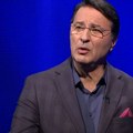 Zbog golišavih kadrova Jovana Memedovića gori sve: Skinuo se u sedmoj deceniji, ostao samo u peškiriću