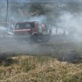 Vatra guta imanja i voćnjake, stanje je alarmantno: Veliki požar izbio u čačanskom naselju