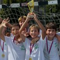 Održan osmi po redu Sajam sporta na savskom vencu: Osvojenim medaljama i peharima osnovci pokazali kako se malim sportskim…