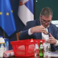 „Vreme“ saznaje: Masovno zatvaranje prodavnica po Srbiji zbog Vučićevih marži