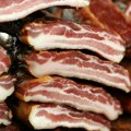 EU zabranjuje da se ovo naziva slanina, udar i na ambalažu: Šta nova evropska pravila o hrani znače za Srbiju