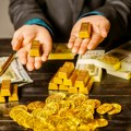 Zlatni paradoks: Poluge ili dukati – gde "pametan kapital" u Srbiji pronalazi maksimalnu vrednost?