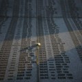 Monarhisti traže ostavku ministra Zukorlića zbog učešća na komemoraciji u Srebrenici
