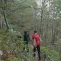 Glumio povredu da bi se vozio helikopterom: GSS peške stigao do mladića, a onda se dogodilo „čudesno izlečenje“