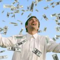 Купио гребалицу за 1,78 €, освојио 142.000 €, а онда шок за продавце: "Све смо распродали!"