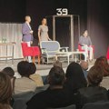 „SmehFest 2026“ u Aleksincu: Niška trupa izvela „Preljubnike“, večeras na programu „Zajednički stan“