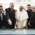 Erdogan poručio papi: Izraelski napadi na Pojas Gaze masakr, ćutanje sveta o tome sramota za čovečanstvo