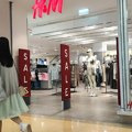 H&M hitro povukao reklamu nakon izbijanja skandala: Optužen za "seksualizaciju dece"