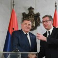 Vučić čestitao Dodiku Dan RS: U vremenima koja dolaze Srbija će nastaviti da čvrsto stoji uz Srpsku