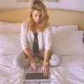 Britanija razmatra digitalni policijski čas – skoro polovina mladih ljudi radije bi živela u svetu bez interneta