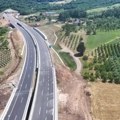 Objavljen novi snimak iz drona deonice auto-puta od Pakovraća do Požege (VIDEO)