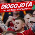 Liverpul odao počast Žoti: Ceo Enfild ustao u 20. minutu! Suze i aplauz za tragično nastadalog fudbalera
