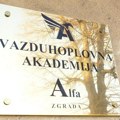 V.d. direktor Vazduhoplovne akademije osoba koja je pretila roditeljima i zaposlenima